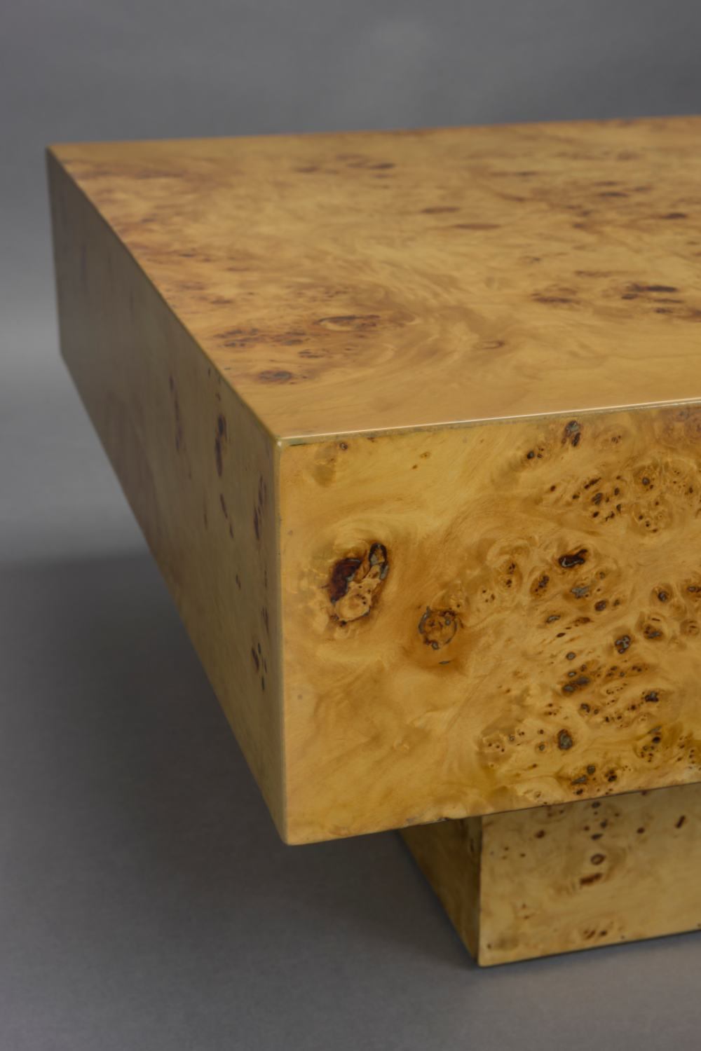 Table basse carrée laquée