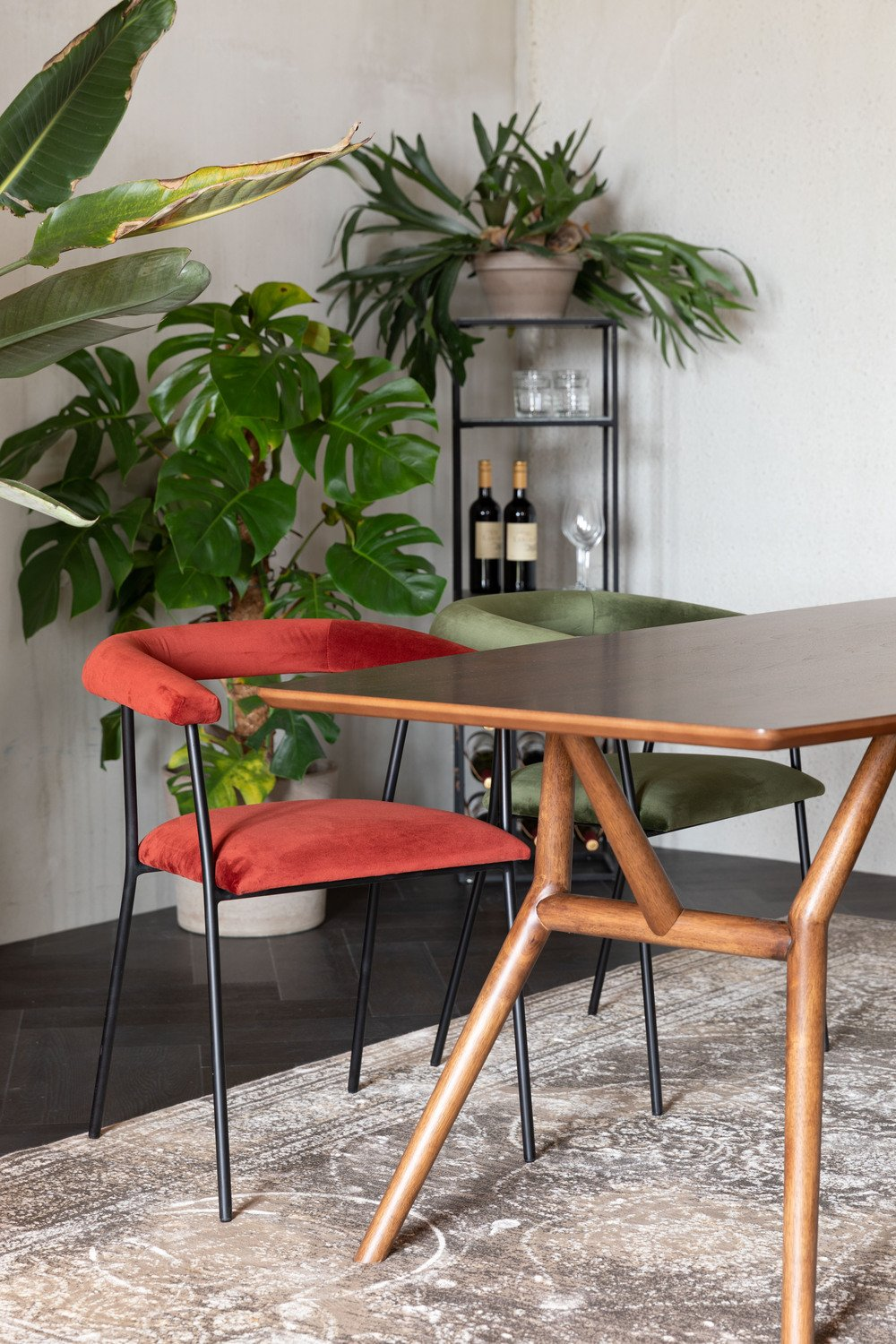 Table de salle à manger en noyer
