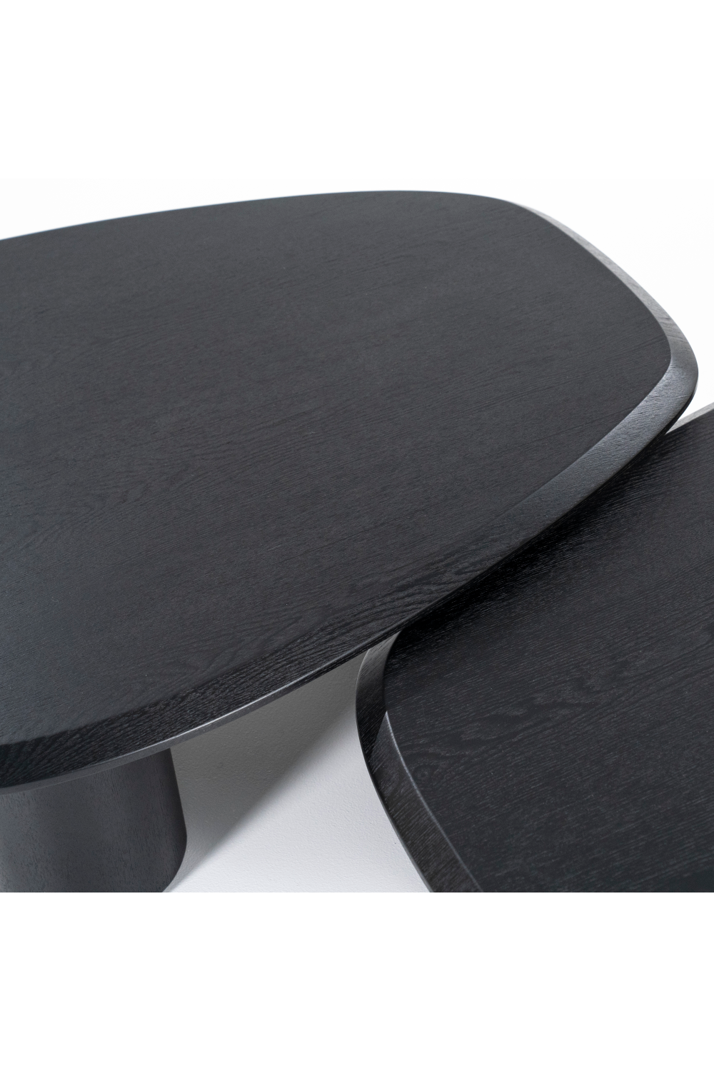 Table basse en chêne noir