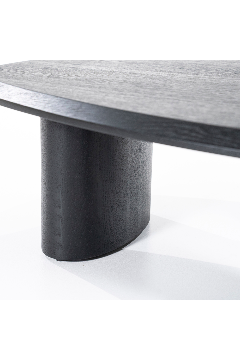 Table basse en chêne noir