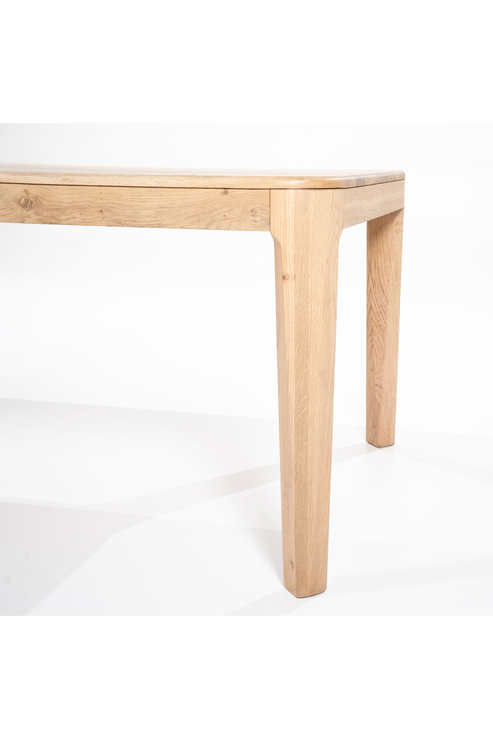 Table de salle à manger rectangulaire en chêne
