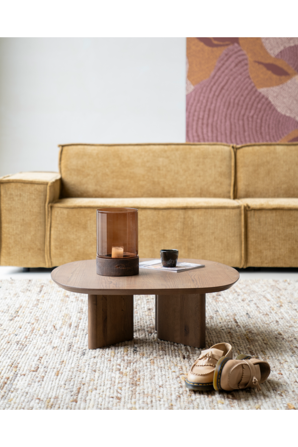Table basse en chêne verni marron