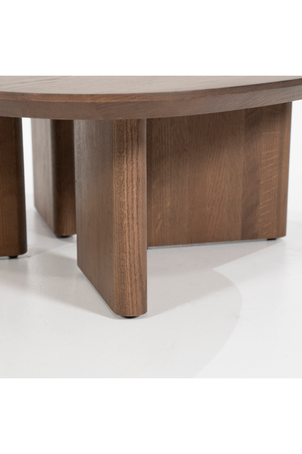 Table basse en chêne verni marron