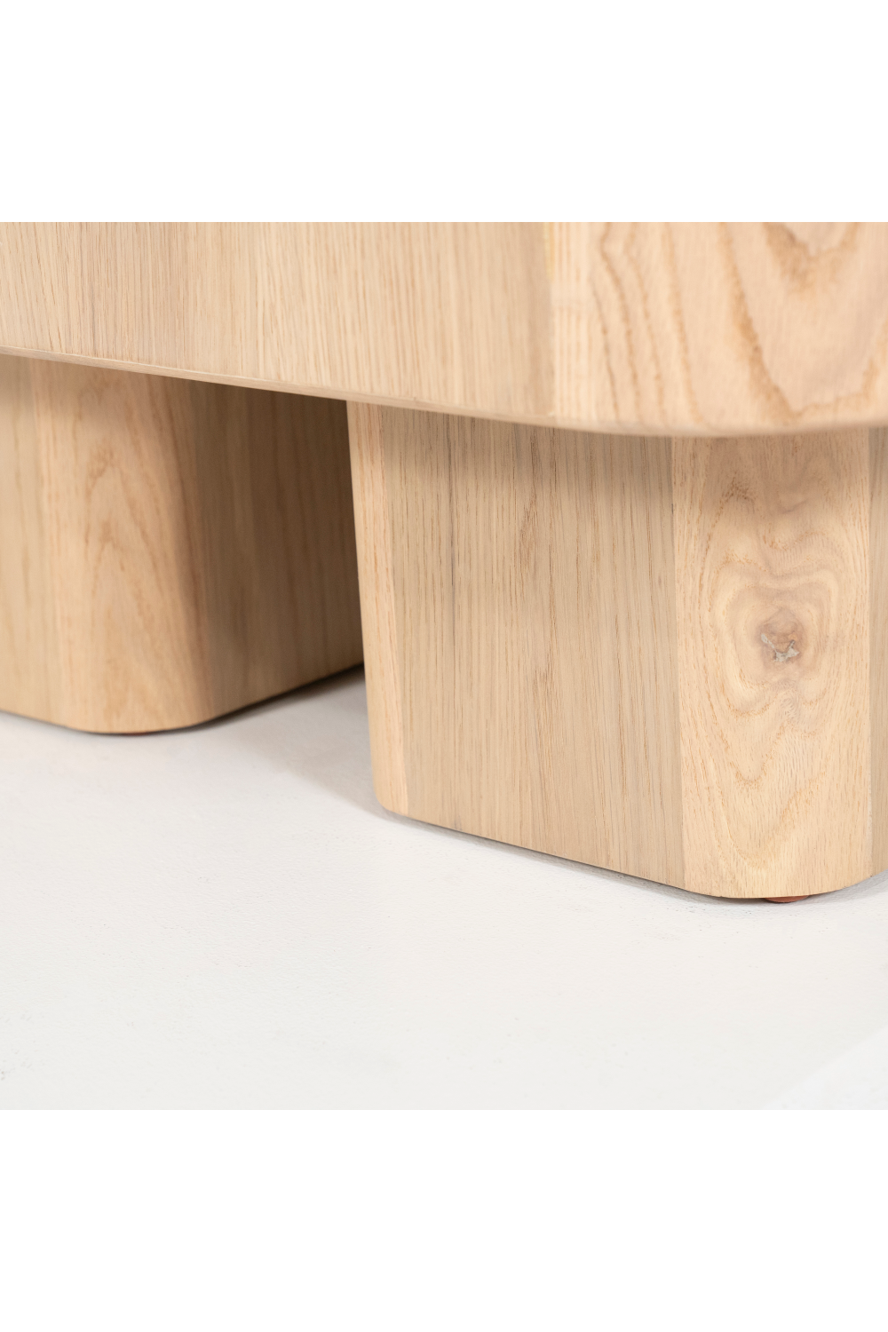 Table basse carrée en chêne