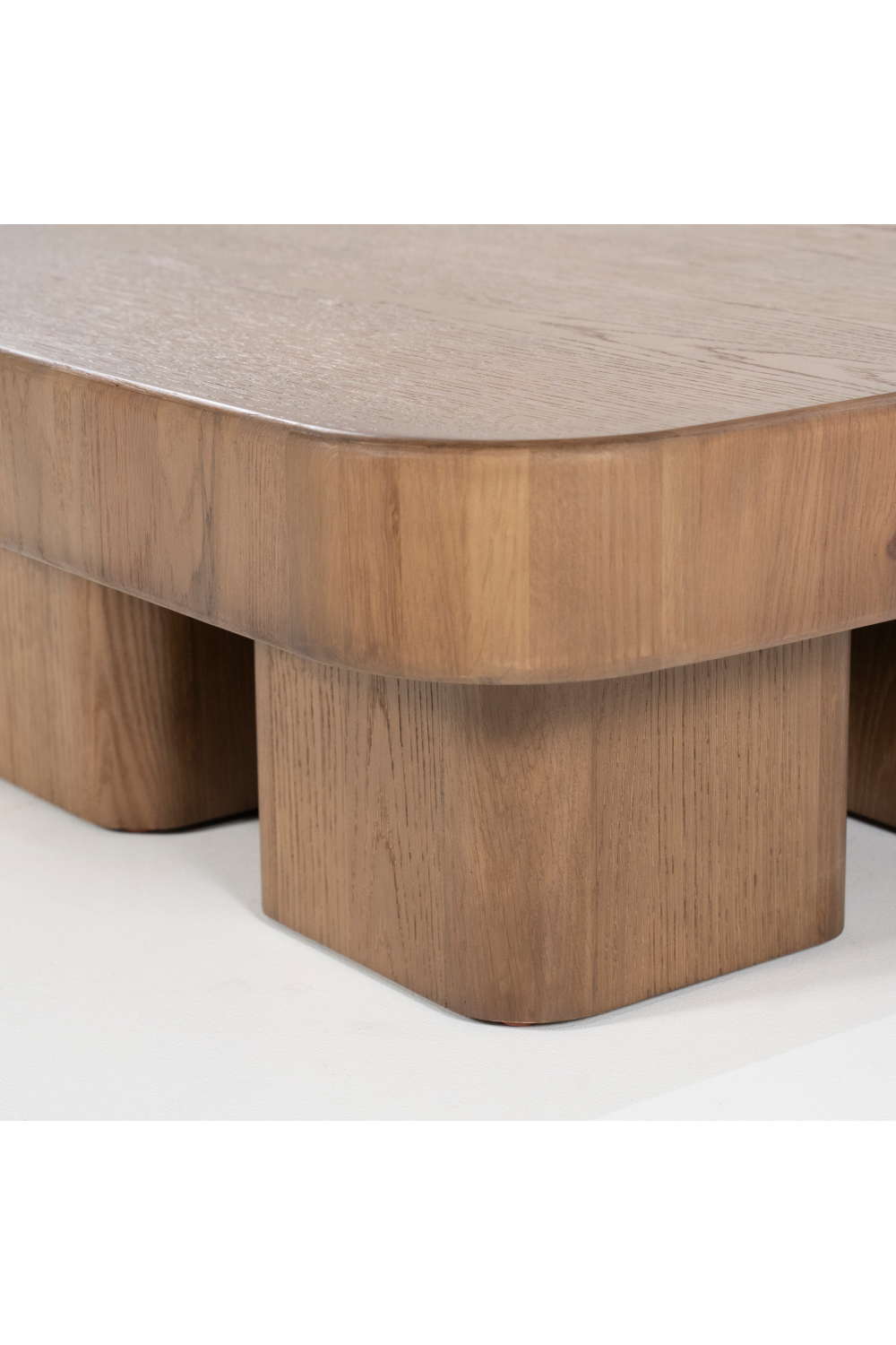 Table basse carrée en chêne