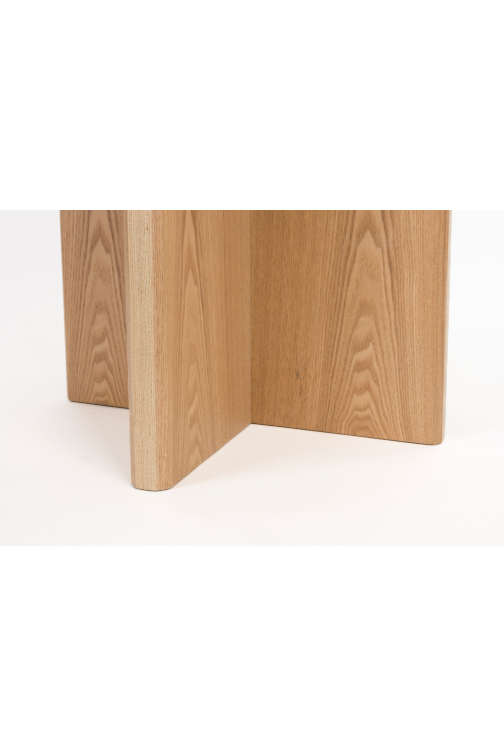 Table à manger ronde en bois