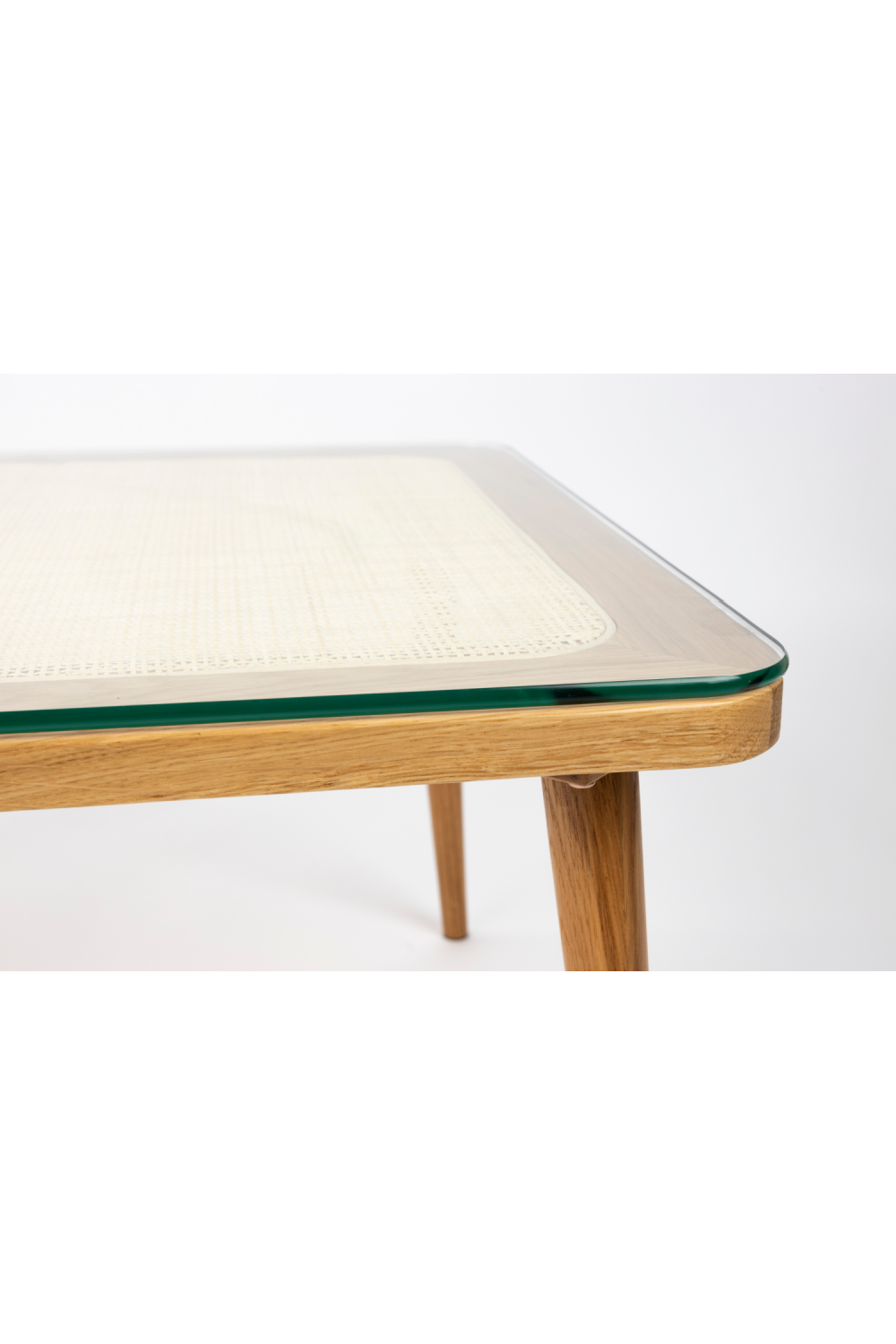 Table basse moderne en rotin naturel