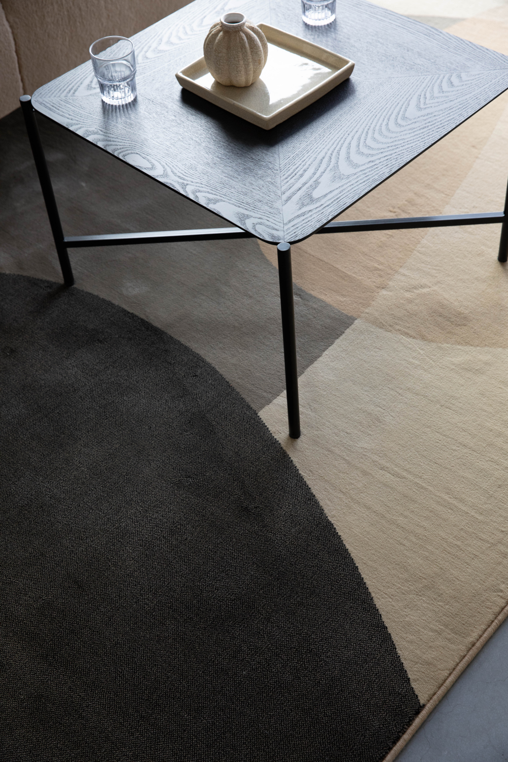 Table basse carrée