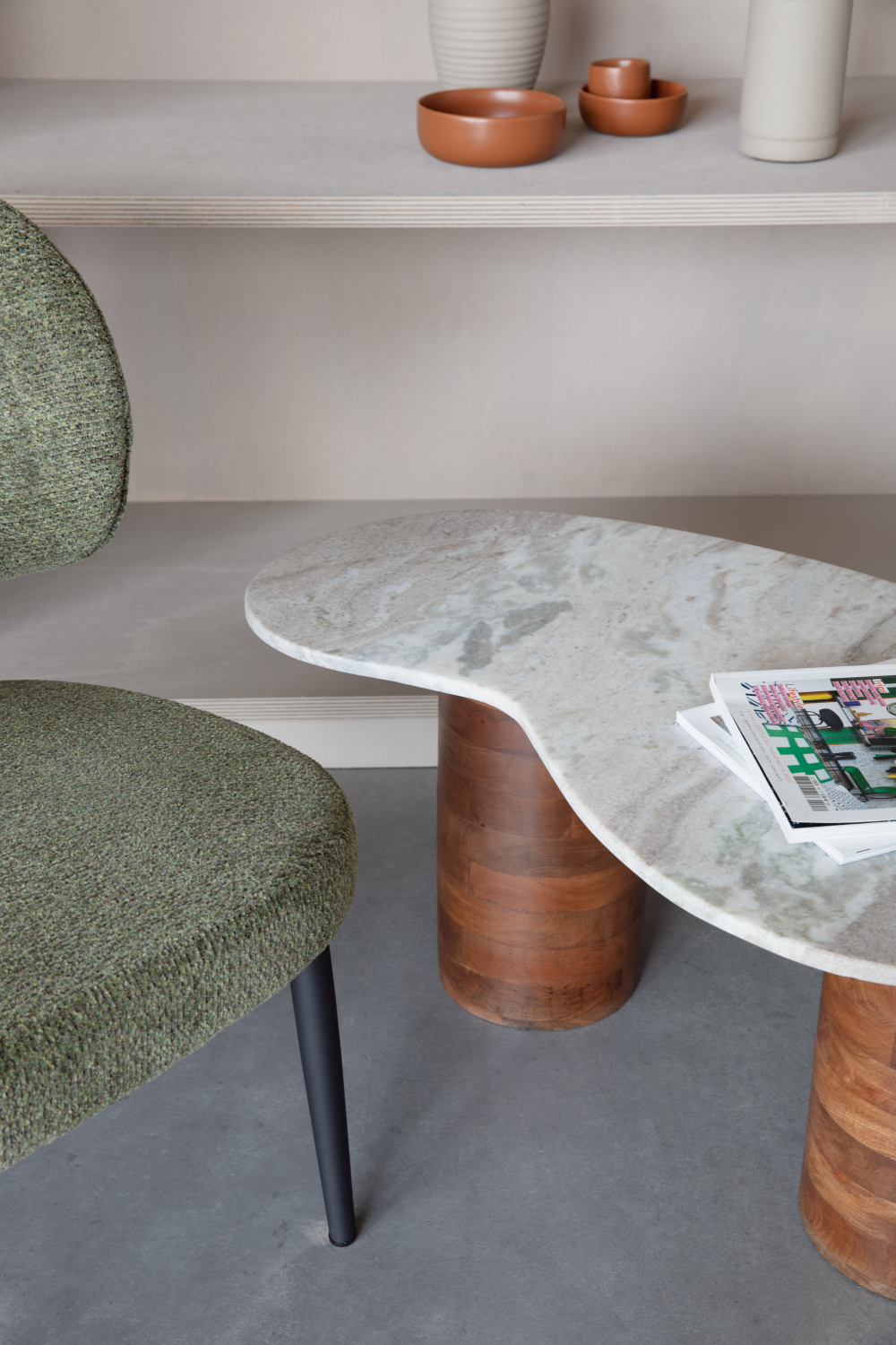 Table basse organique en marbre