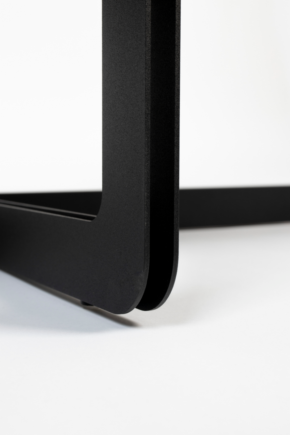 Table basse à piètement croisé