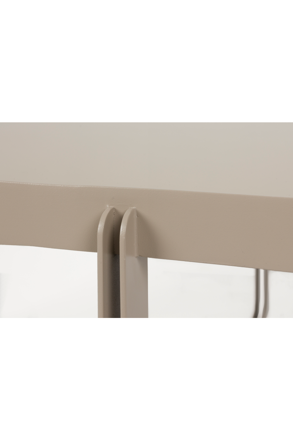 Table basse ovale à piètement croisé