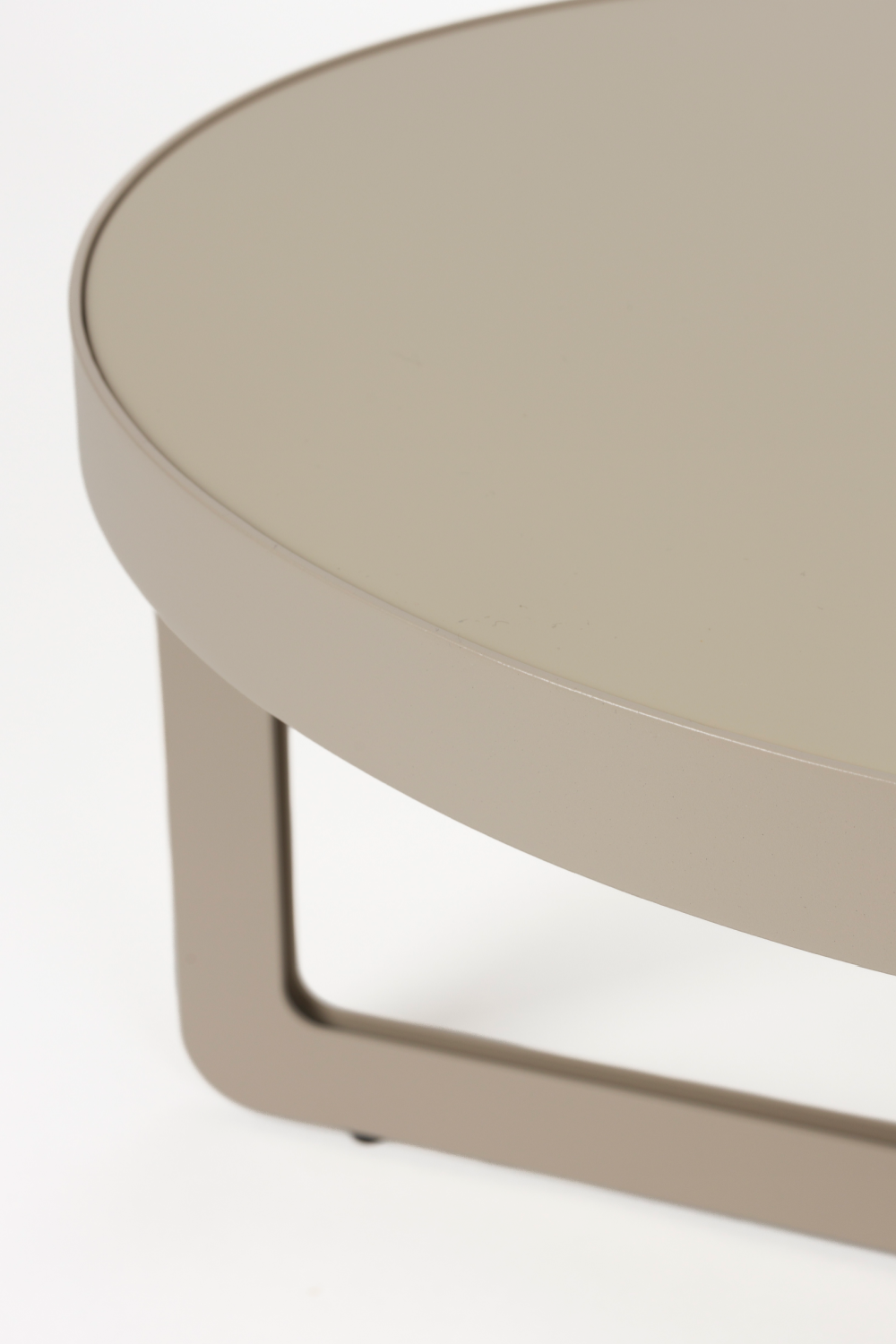 Table basse à piètement croisé