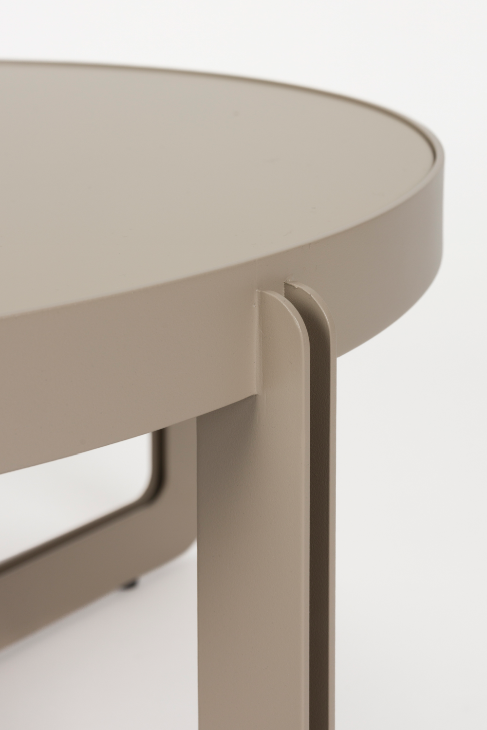 Table basse à piètement croisé