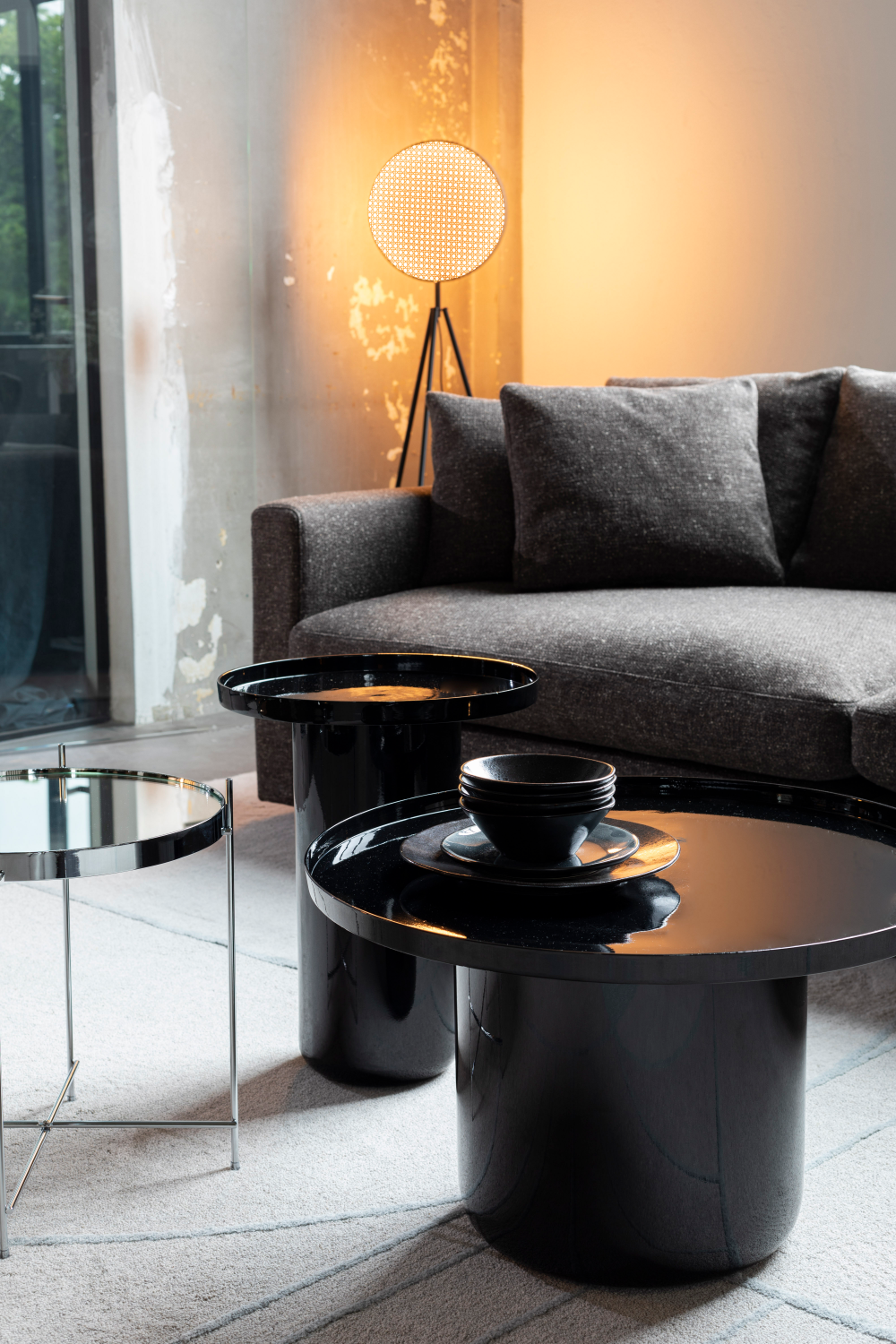 Table basse ronde noire